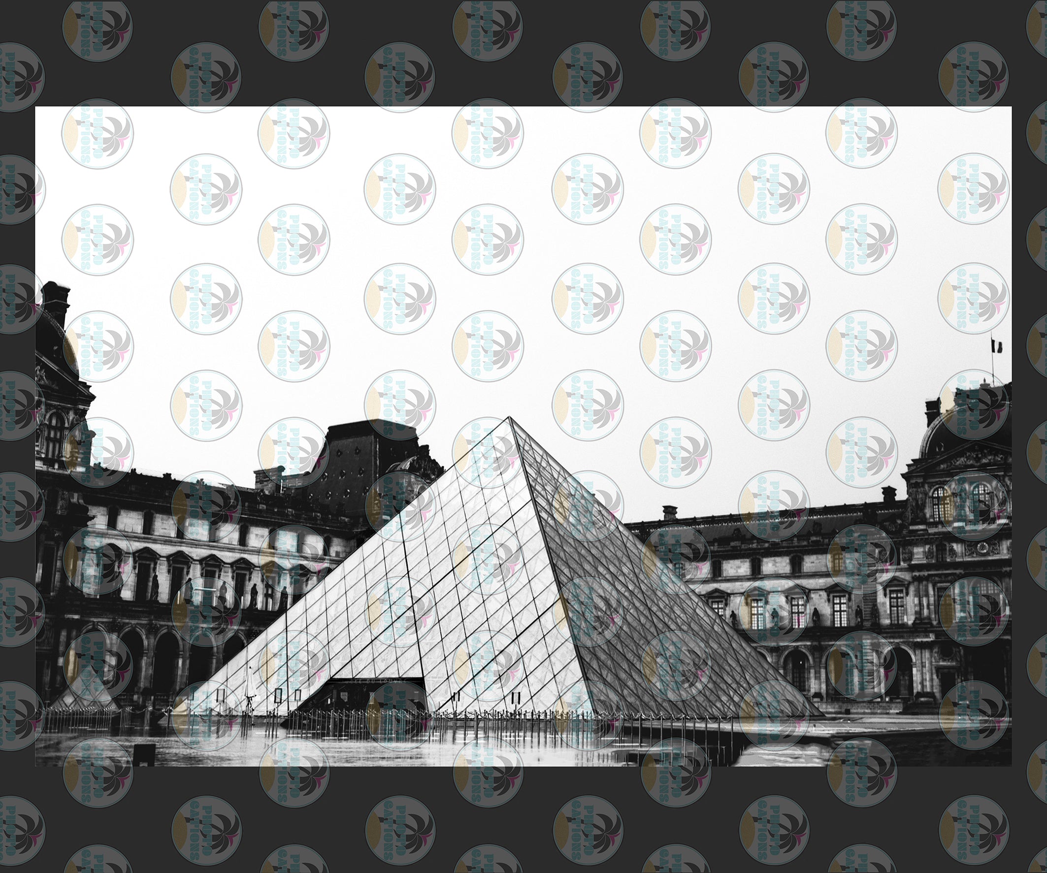 A rainy day at the Louvre