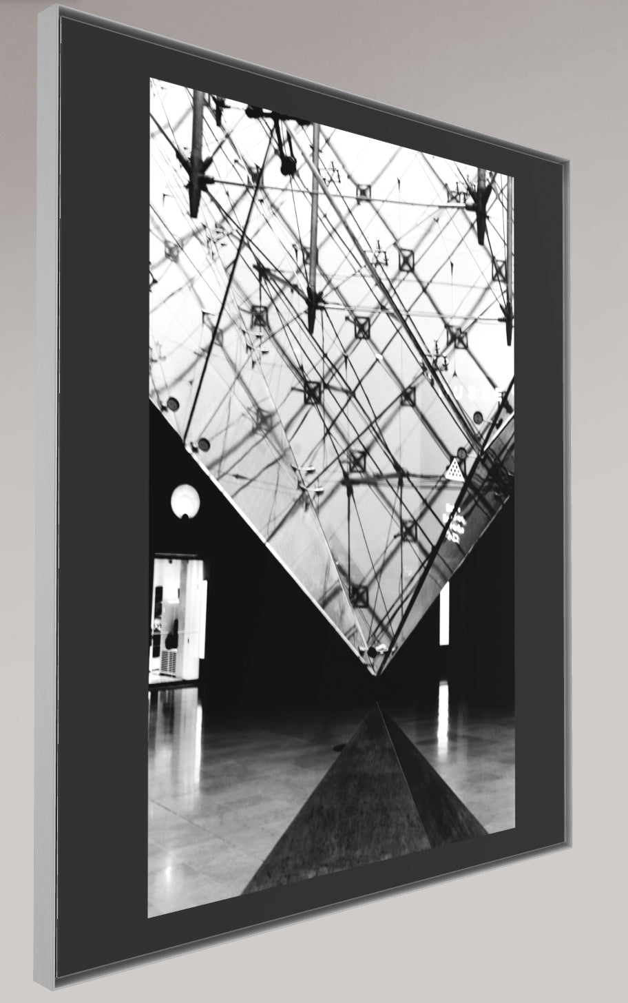 A rainy day at the Louvre